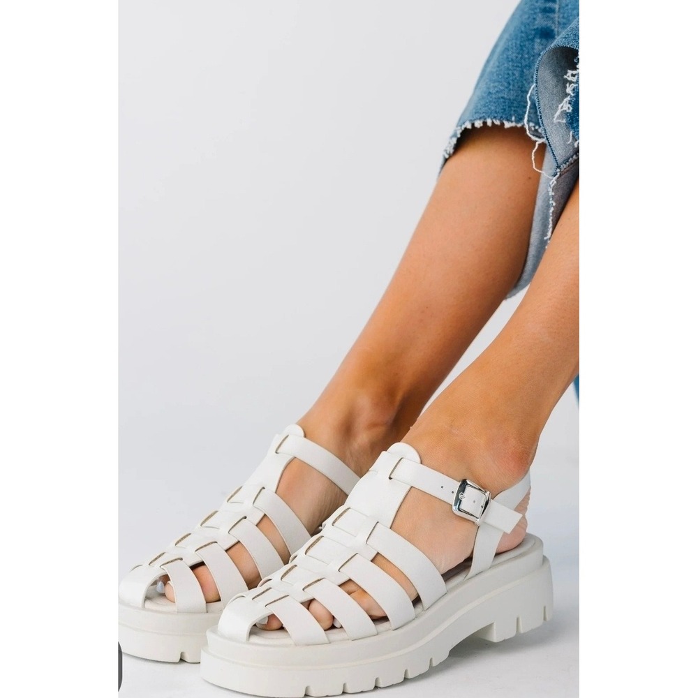 Dirty Laundry Chunky Fisherman Sandal Women 7.5 Bone White Lug Sole Caged #667